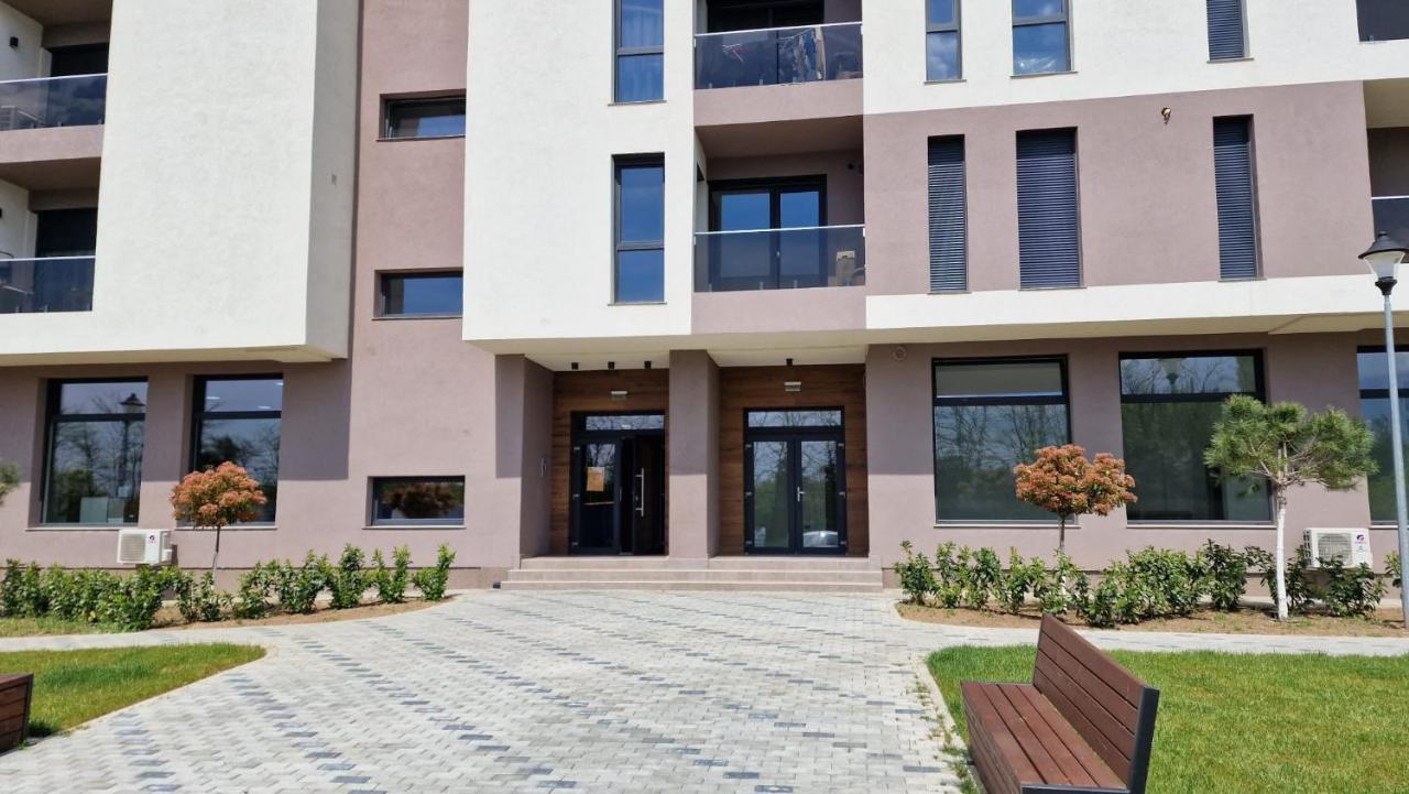 West Homes 36 Oradea Exterior photo
