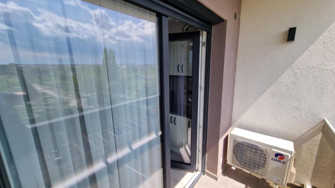 West Homes 36 Oradea Exterior photo