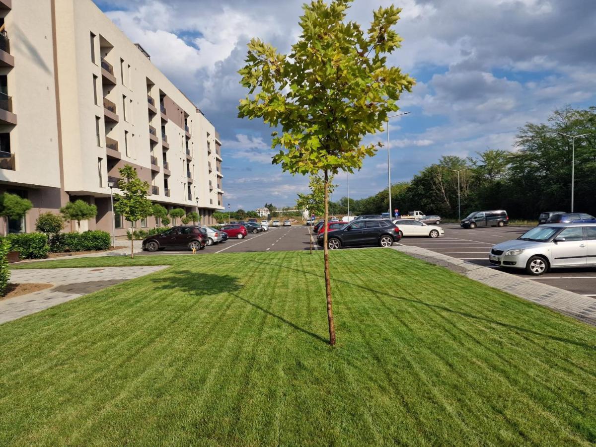 West Homes 36 Oradea Exterior photo
